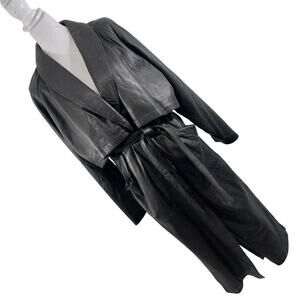G-III LEATHER! GORGEOUS BLACK GENUINE LEATHER FULL LENGTH TRENCH COAT! SZ M